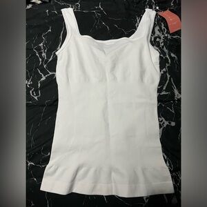 Euyzou shaper tank top